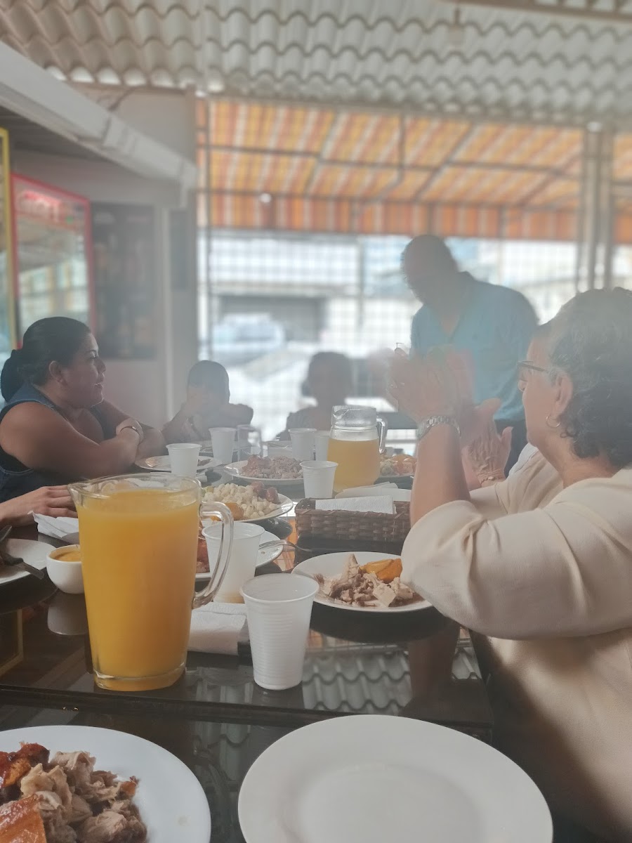 Los Asados De Pecho-9